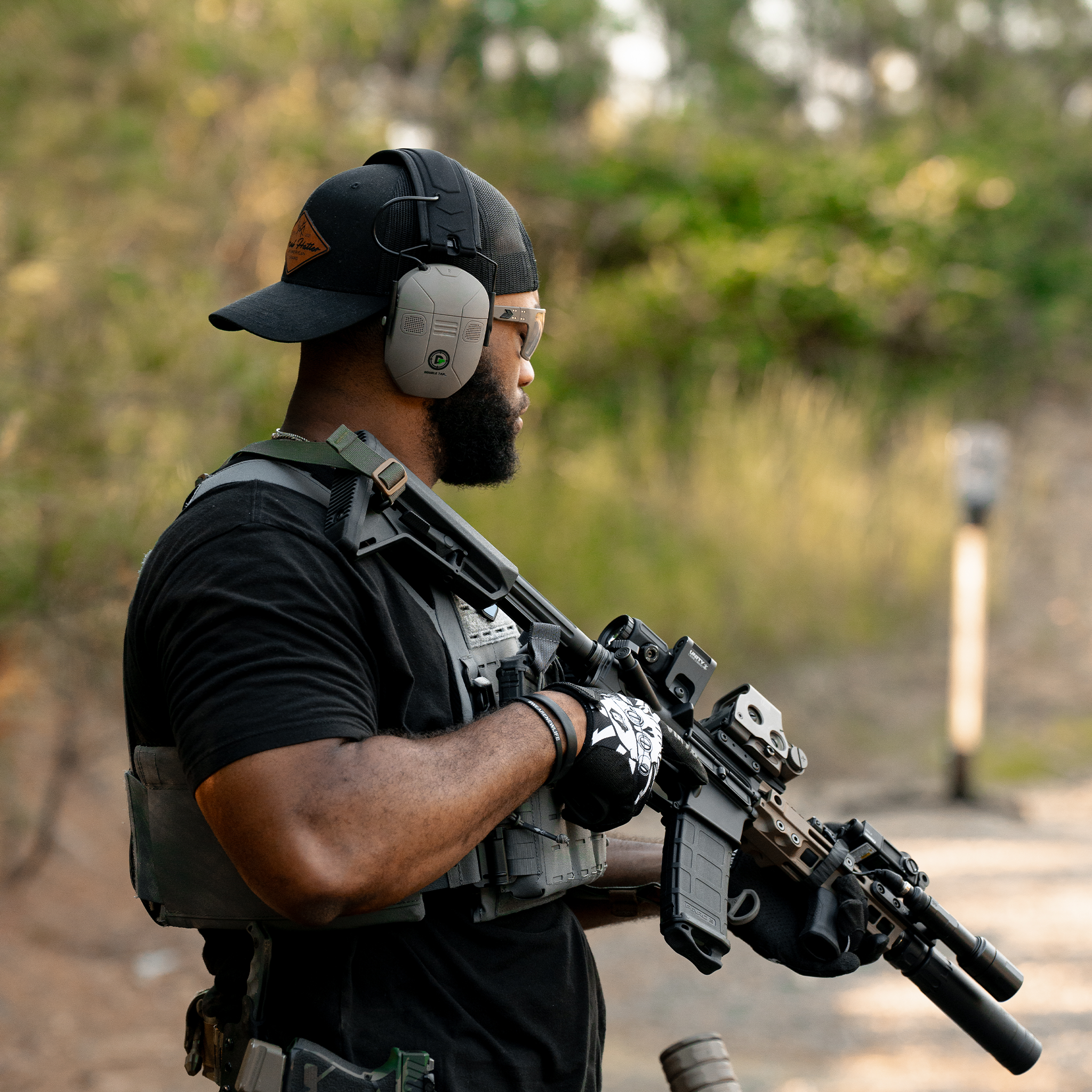 Steel Target Minimum Distance Chart (Pistol vs Rifle): Safe Shooting Distances by Caliber