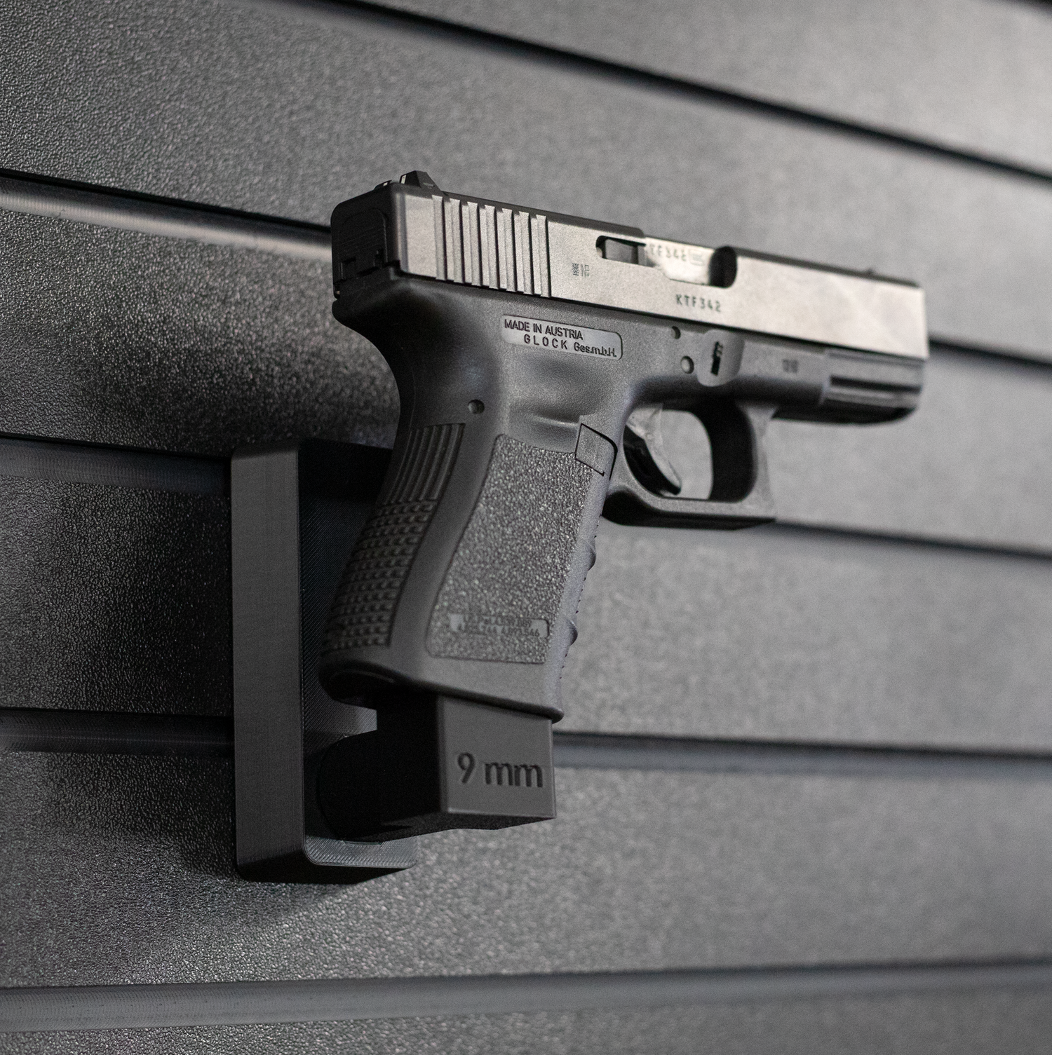 .380 vs 9mm: Differences in Recoil, Cost & Performance